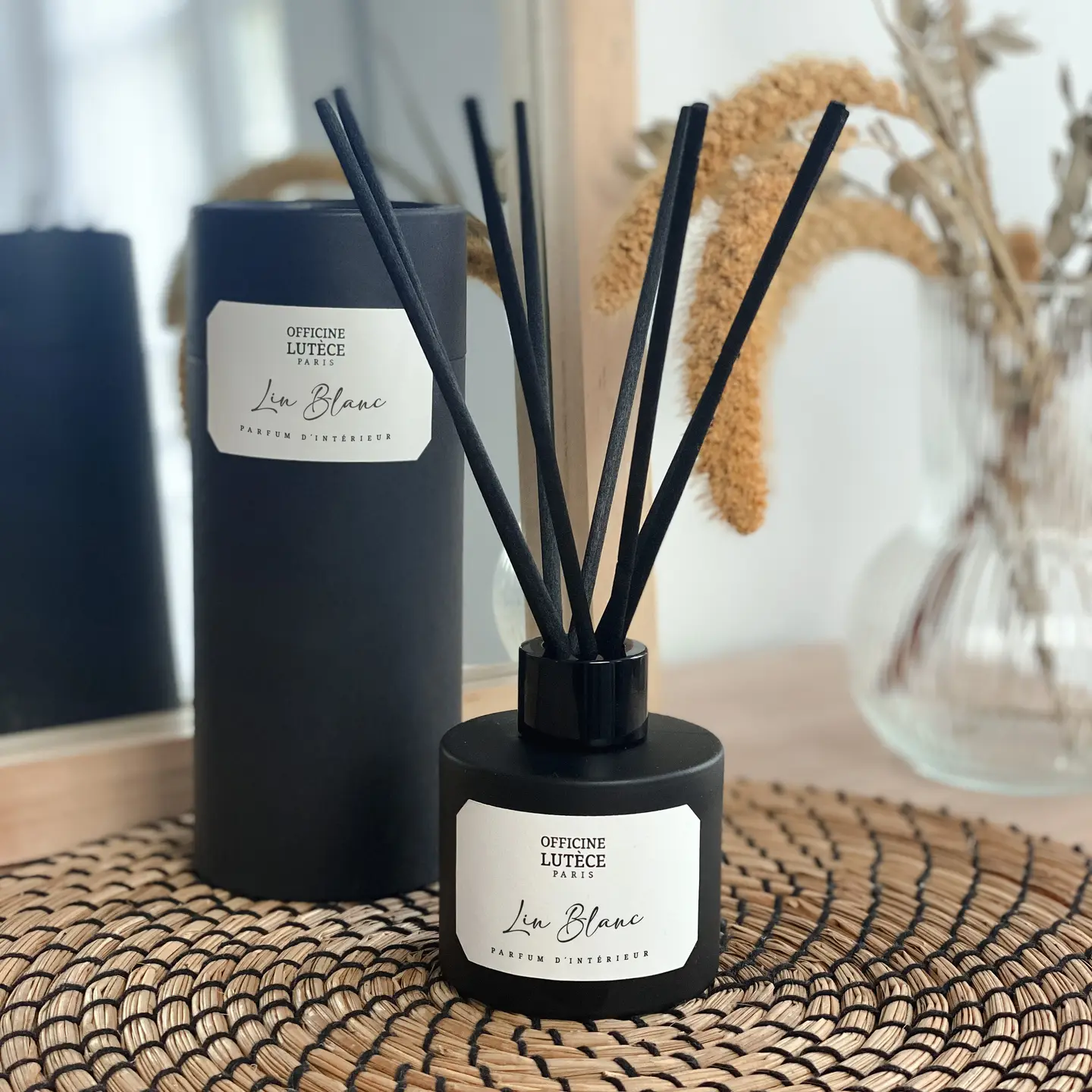 diffuseur parfum lin blanc,parfum d’intérieur linge propre,diffuseur maison frais,parfum ambiance propre,diffuseur bâtonnets élégant,senteur lin blanc,Ambiance fraîche et propre,Fraîcheur,pureté et élégance,une ambiance fraîche,propre et apaisante